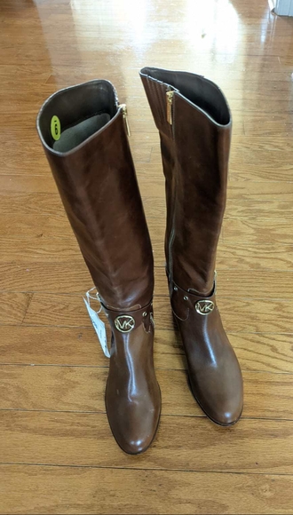 NWT Michael Kors brown leather boots winter square block heel Size 9 never worn - Picture 2 of 4